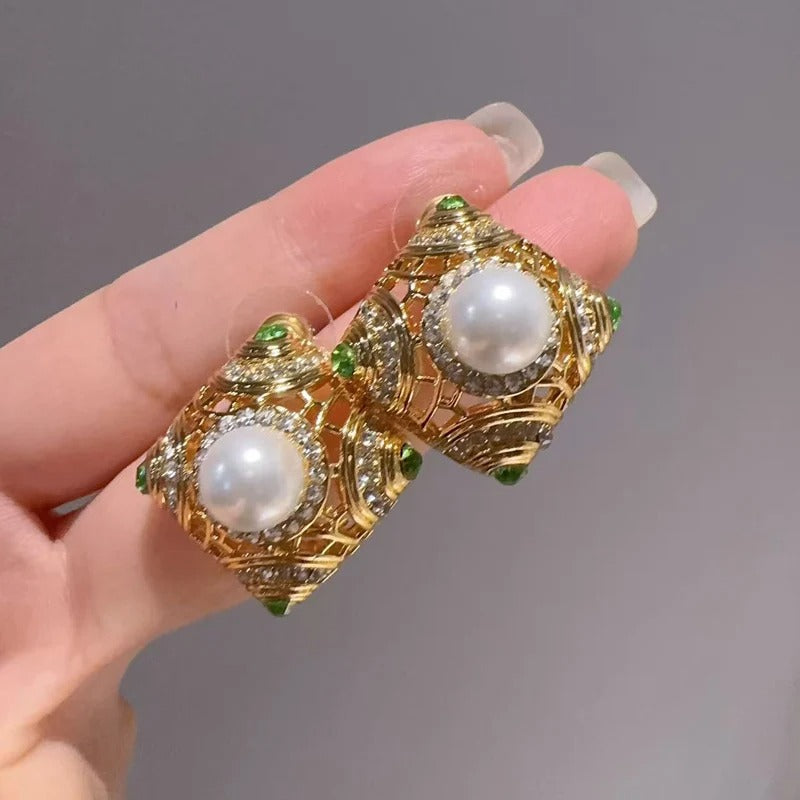 Crivante™ Vintage Green Enamel Pearl Square Earrings