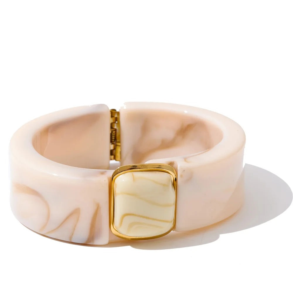 Abrivont™ Amber Acrylic Wide Bangle