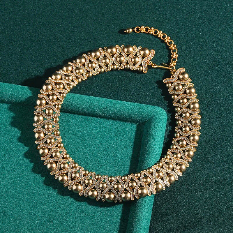 Bellavue™ Vintage Layered Pearl Choker Necklace