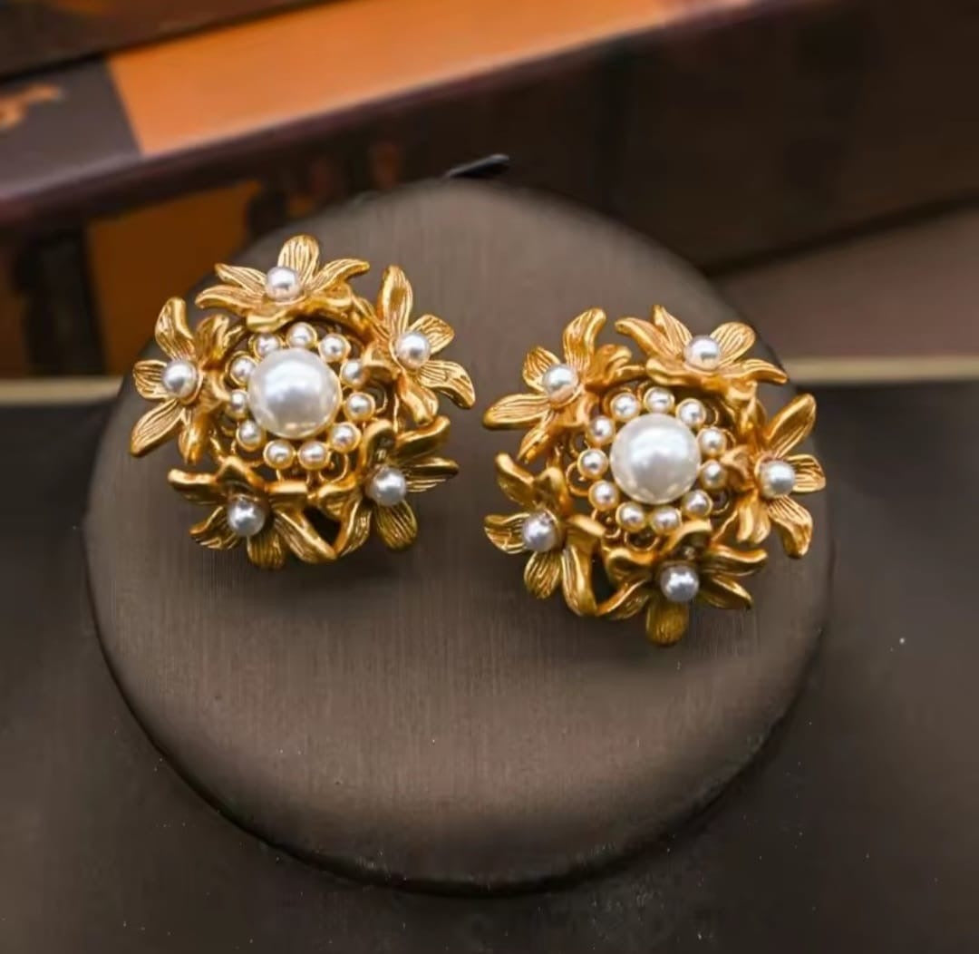 Bylora™ Vintage Pearl Hollow Flower Clip Earrings – Elegant Statement Jewelry