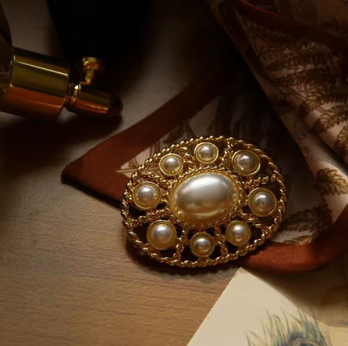 Gavrent™ Edwardian Oval Pearl Brooch