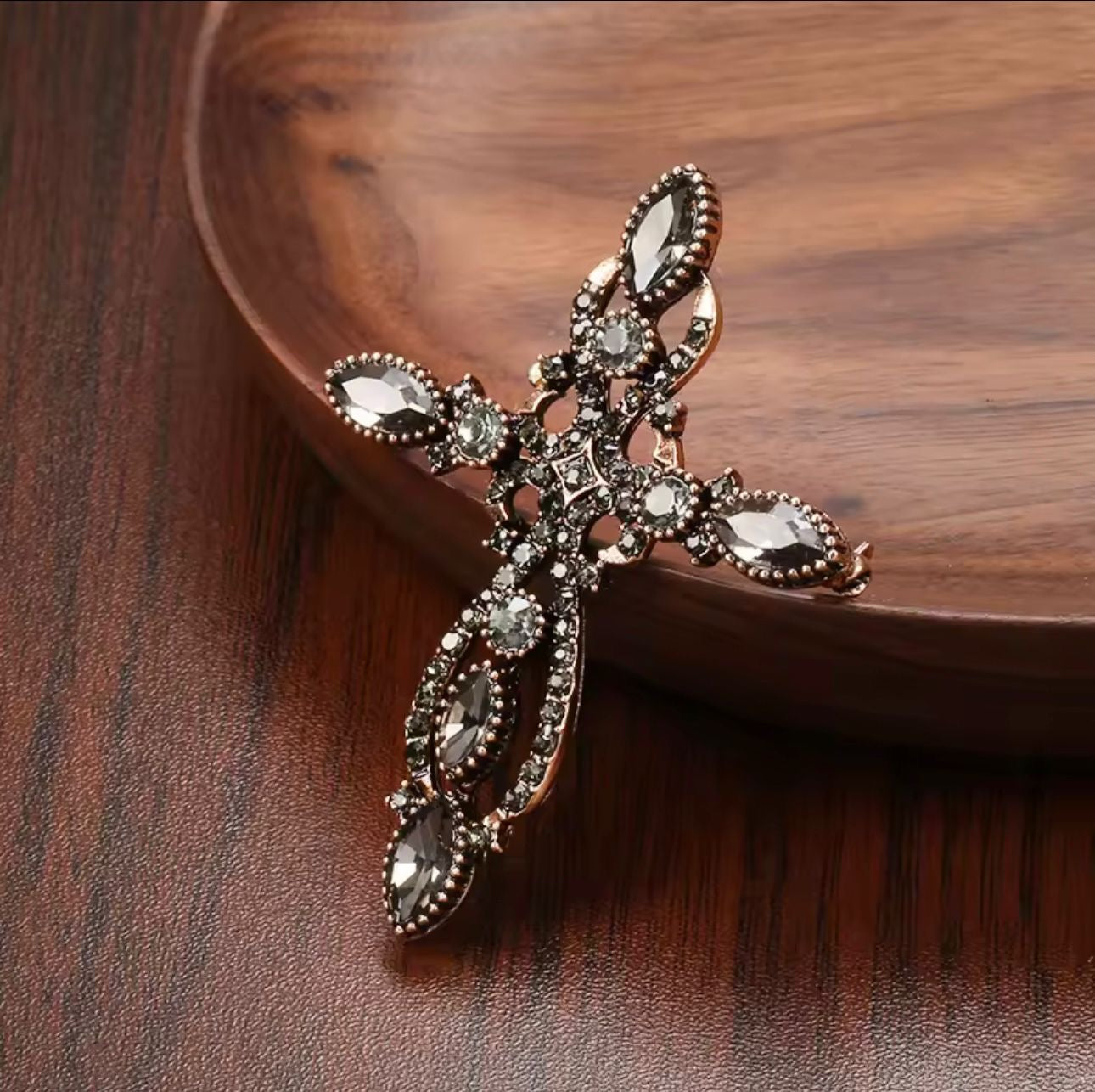 Bardent™ Vintage Pearl Cross Brooch