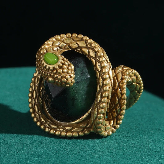 Helvoria™ Vintage Green Stone Snake Ring