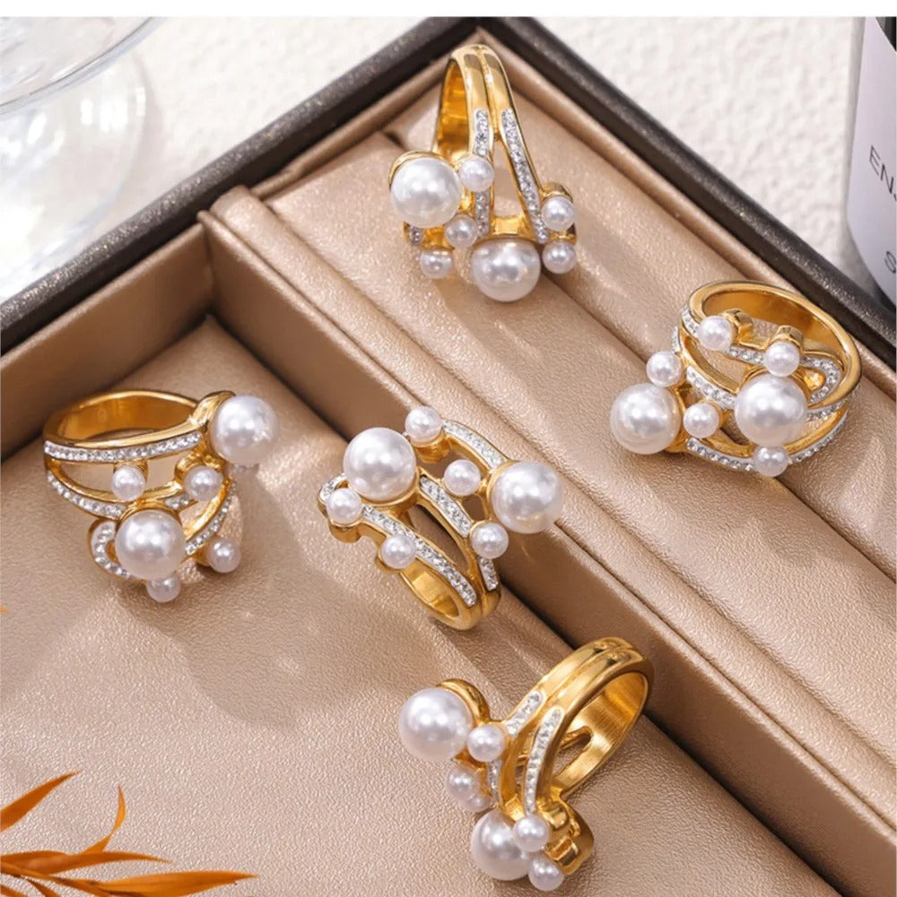 Clairon™ Irregular Hollow Rhinestone Pearl Ring