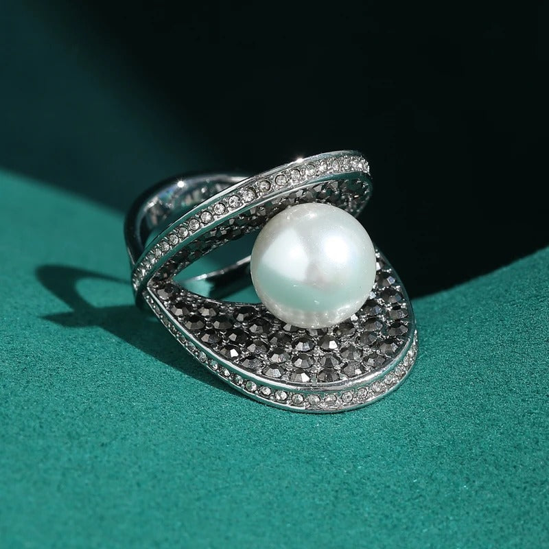 Juliette™ Vintage Silver Freshwater Pearl Ring