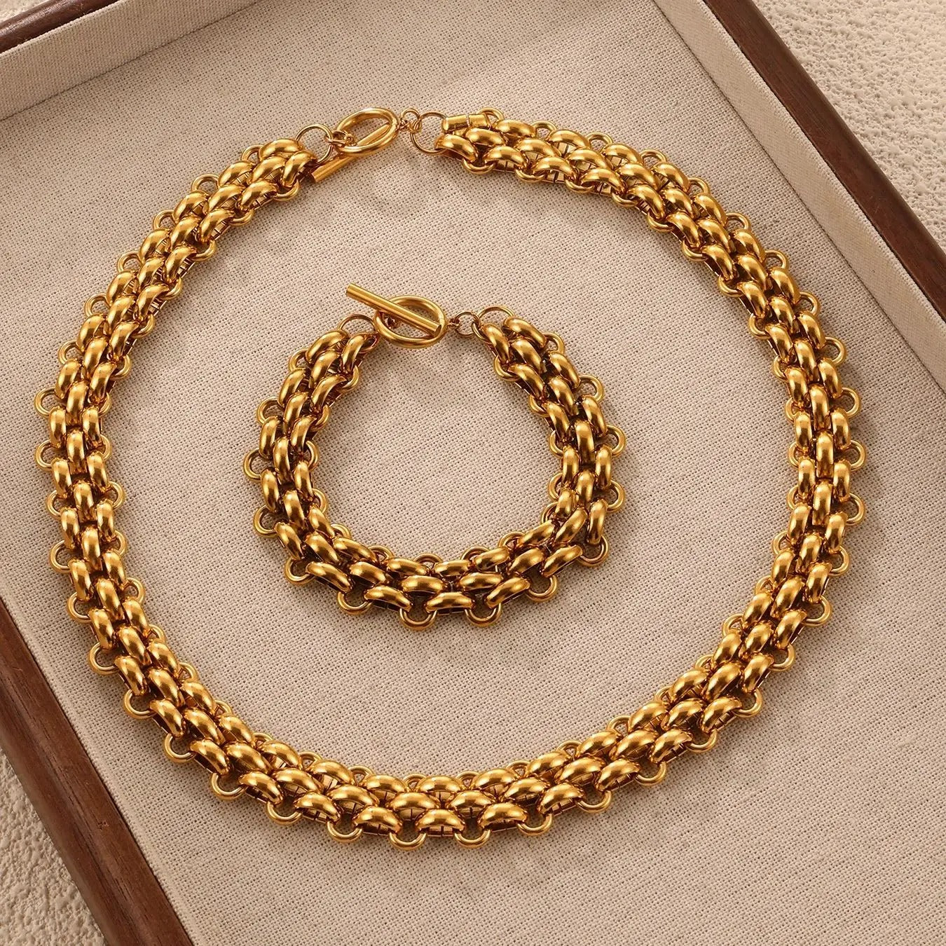 Amélie™ Gold-plated and Silver-plated Braided Mesh Chain Jewelry Set