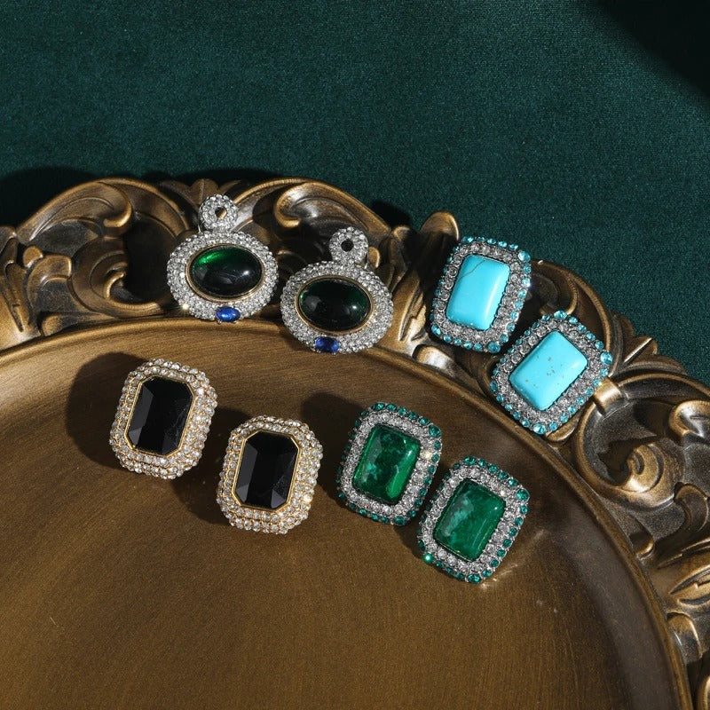 Asvent™ Vintage Black Crystal Square Stud Earrings