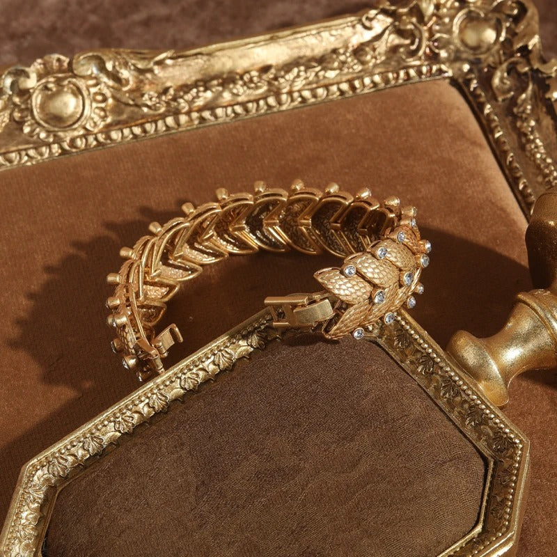 Bivante™ Vintage White Crystal Snake-Pattern Gold Bracelet