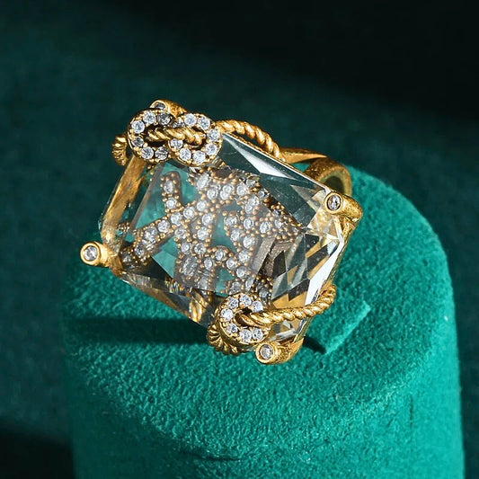 Oranella™ 18K Gold Claw-Set Crystal Ring – Vintage Luxury Gift for Women