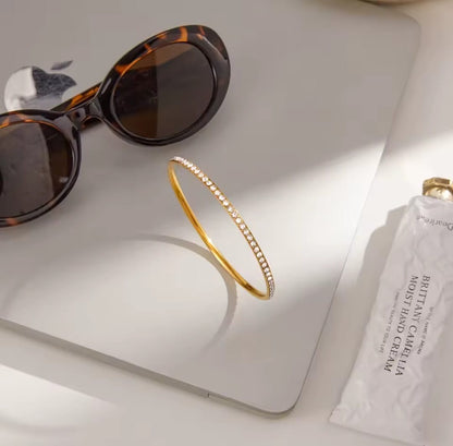 Vagancia™ Iced Crystal 18K Gold Minimalist Bangle