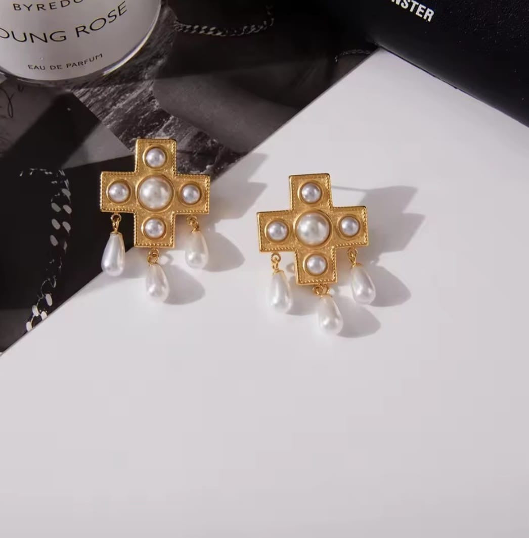 Georgia™ 18K Gold Pearl Cross Earrings