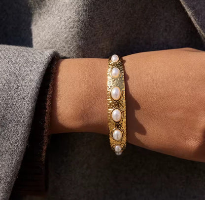 Katrina™ Elegant Pearl Cuff 18K Gold Open Bangle