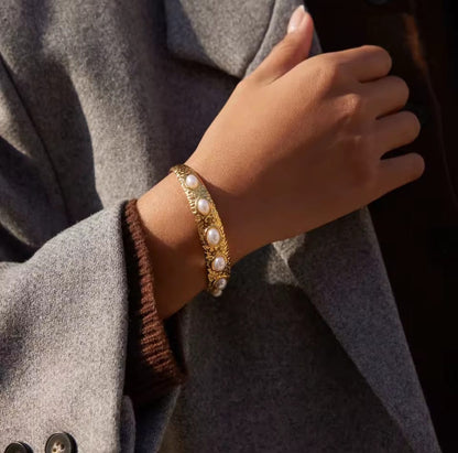 Katrina™ Elegant Pearl Cuff 18K Gold Open Bangle