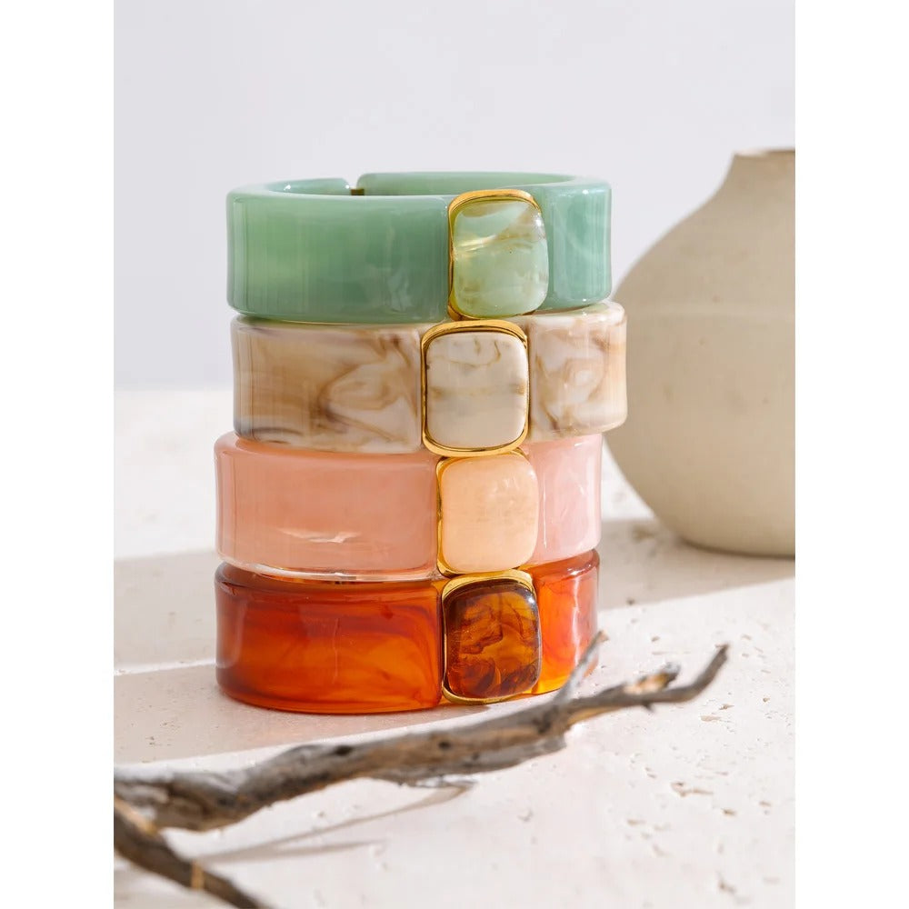 Abrivont™ Amber Acrylic Wide Bangle