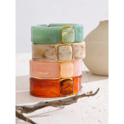 Abrivont™ Amber Acrylic Wide Bangle