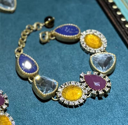 Aoelle™ Vintage Crystal Teardrop Charm Bracelet