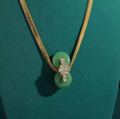 Rodaria™ Vintage Emerald Jade Long Pendant Necklace