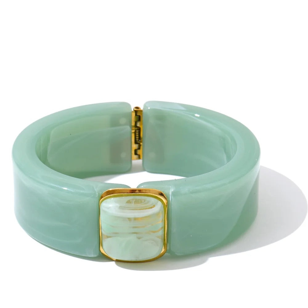 Abrivont™ Amber Acrylic Wide Bangle
