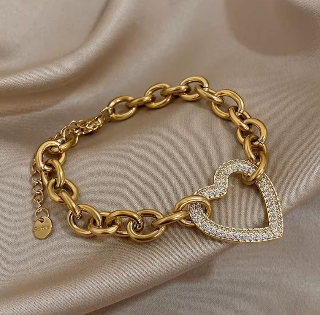Auphelia™ Punk Chunky Gold Heart Chain Bracelet