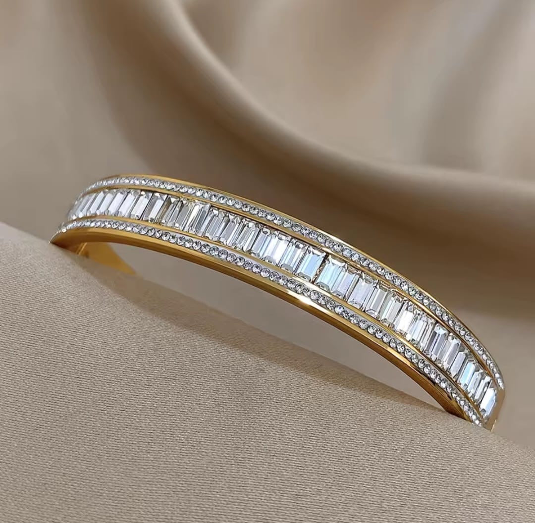 Agnes™ Multi-Layer Micro Zircon Gold Cuff Bangle