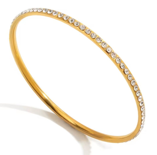 Vagancia™ Iced Crystal 18K Gold Minimalist Bangle