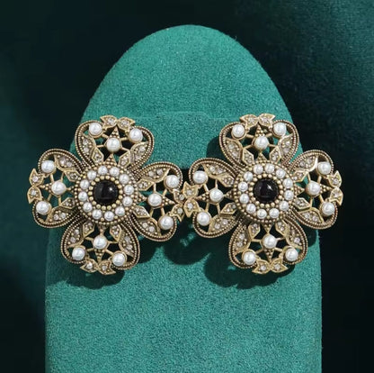 Aida™ Vintage Black Agate Pearl Flower Stud Earrings