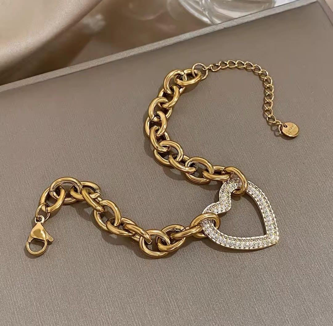 Auphelia™ Punk Chunky Gold Heart Chain Bracelet