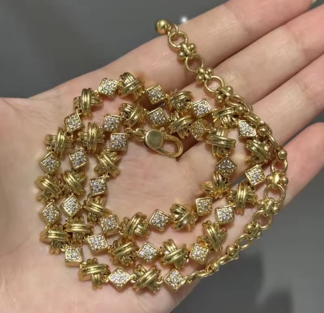 Ceciliana™ Vintage Floral Rhinestone Cross Necklace