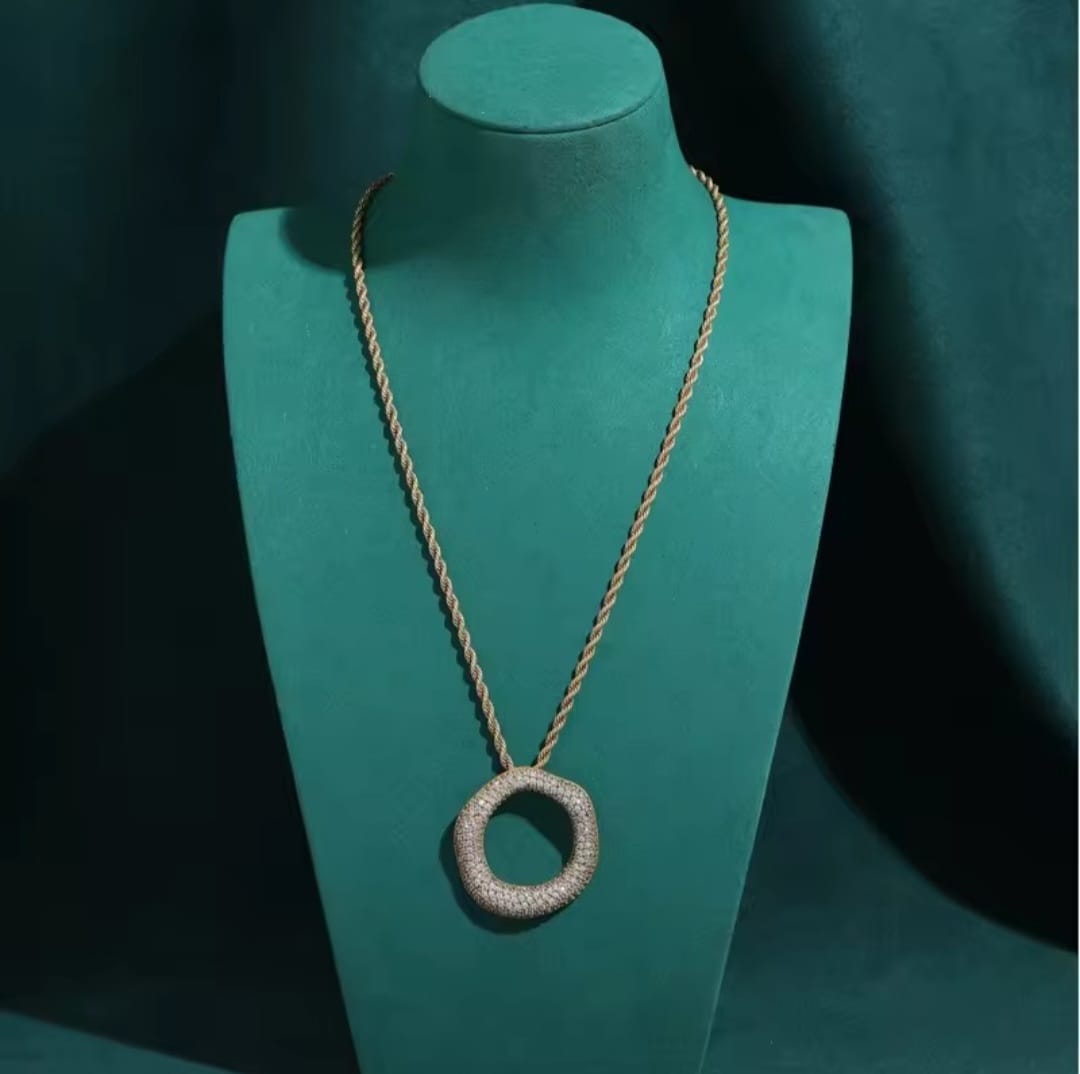 Eloria™ Vintage Zircon Circle Pendant Necklace