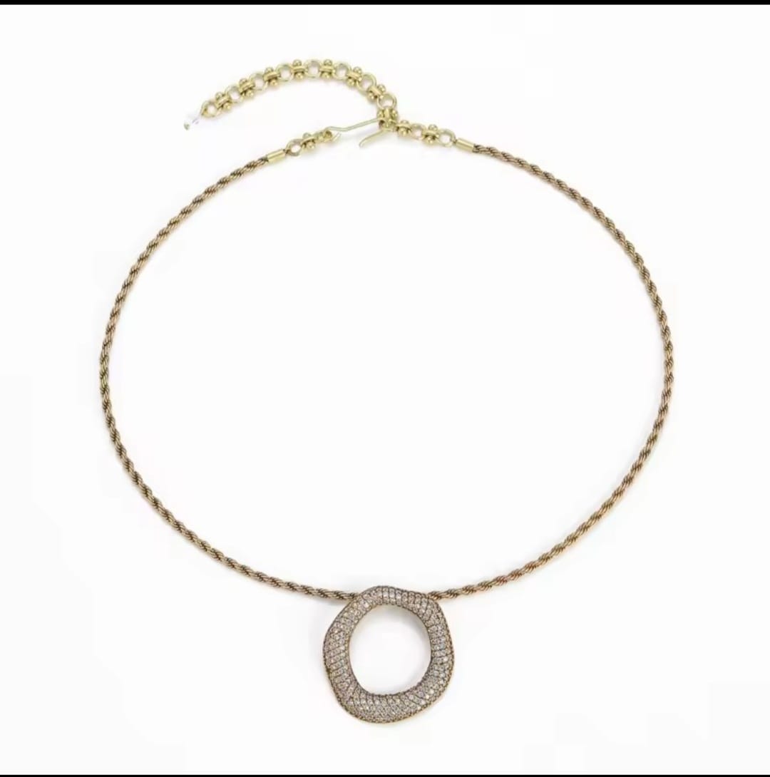 Eloria™ Vintage Zircon Circle Pendant Necklace