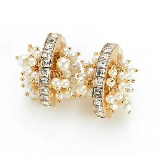 Hermione™ Vintage White Crystal Pearl Clip Earrings