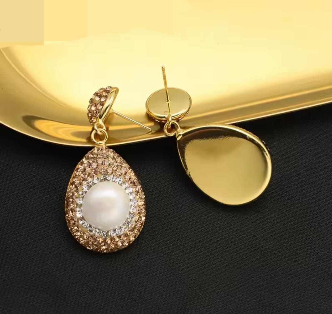 Giselle™ Gold-Plated Baroque Pearl Rhinestone Drop Earrings