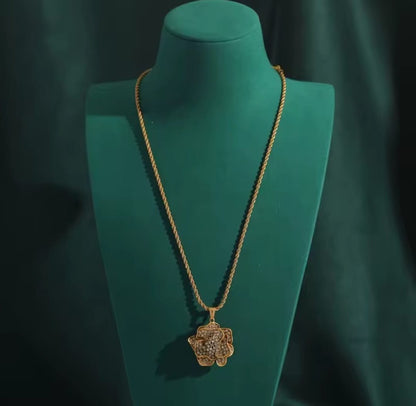 Themenis™ Vintage Camellia Flower Rhinestone Pendant Necklace