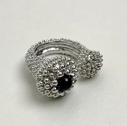 Ceralya™ Vintage Gold Black Agate Open Ring