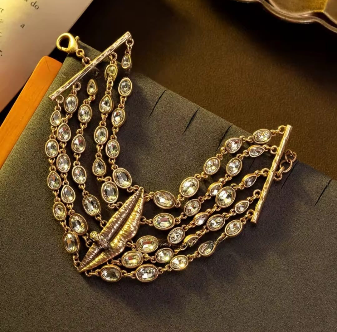 Antonia™ Luxury Retro Geometric Diamond-Embedded Bracelet