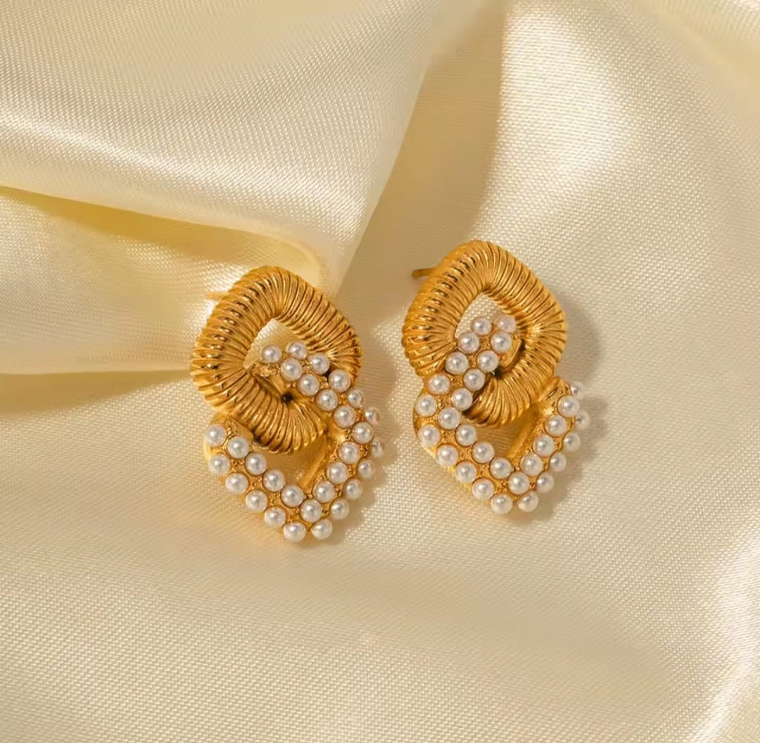 Hilaria™ Vintage Geometric Square Pearl Zircon Stud Earrings