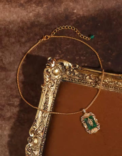 Heloria™ Vintage Emerald Glazed Palace Pendant Necklace