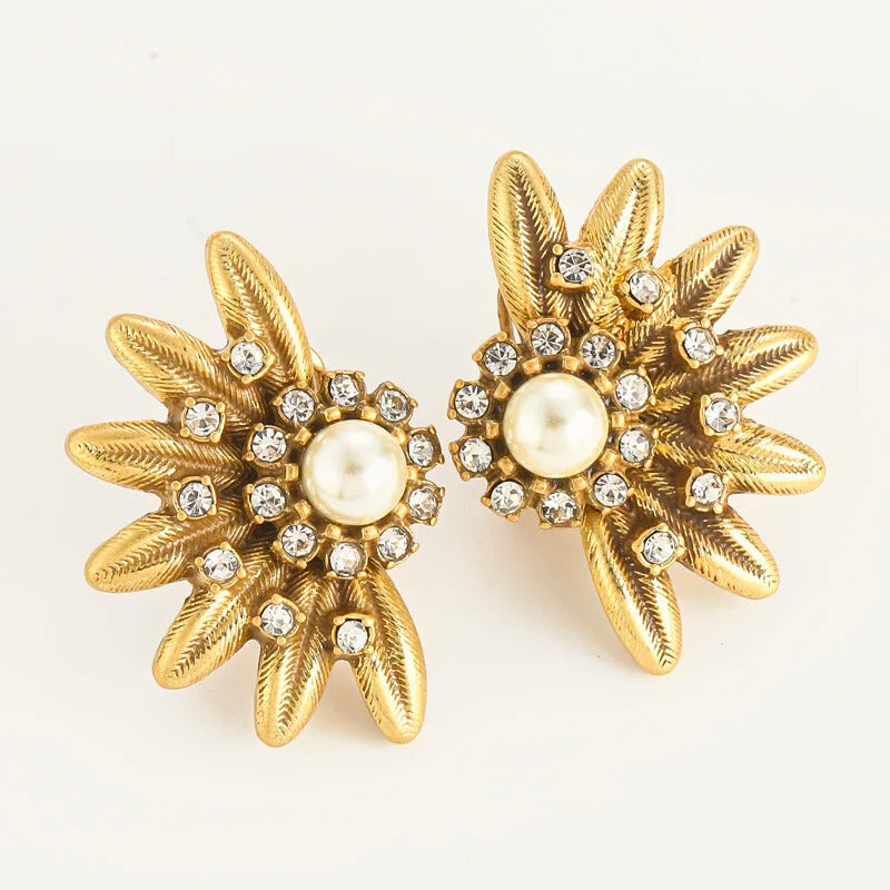 Belaisy™ Vintage Half-Daisy Pearl Stud Earrings