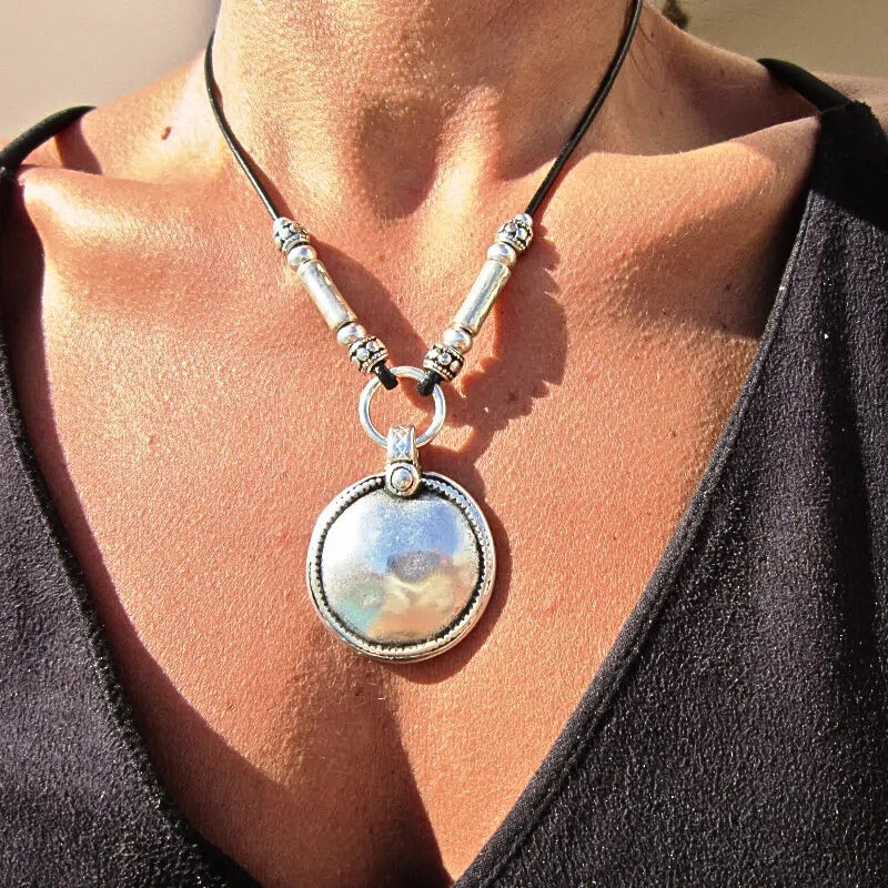 Tahlira™ – sun-kissed, boho-inspired flair