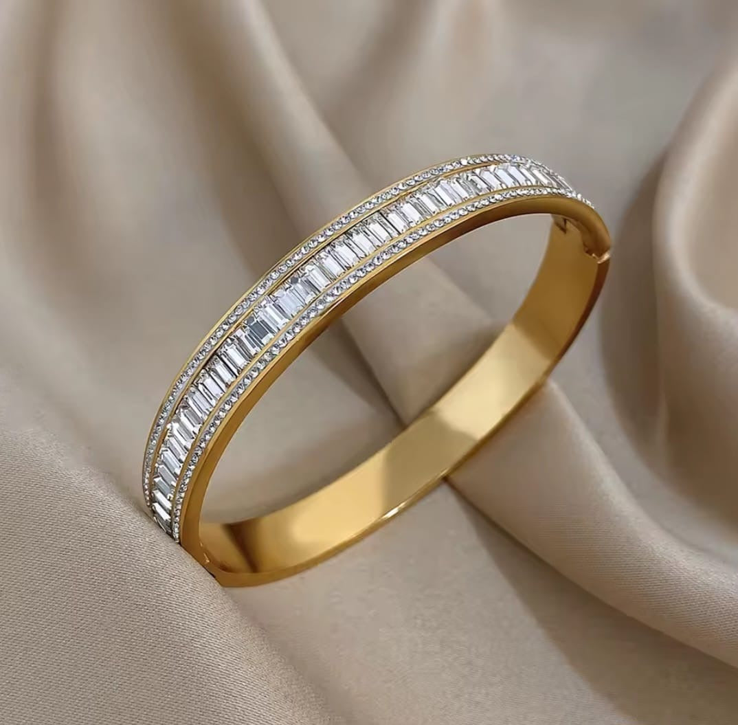 Agnes™ Multi-Layer Micro Zircon Gold Cuff Bangle