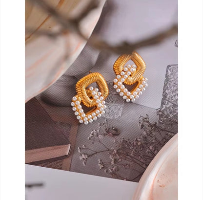 Hilaria™ Vintage Geometric Square Pearl Zircon Stud Earrings