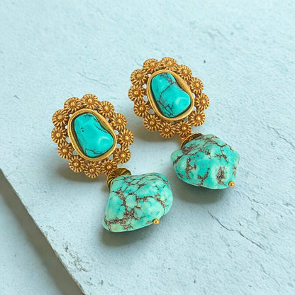 Dorella™ Vintage Floral Blue Stone Drop Earrings – Antique Gold Charm