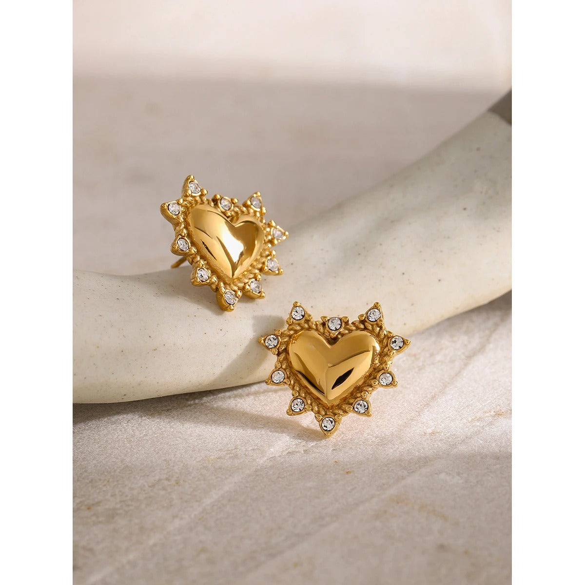 Favant™ Gold Heart Zirconia Stud Earrings