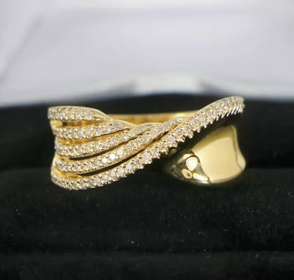 Loana™ Gold Wave Luxury Ring