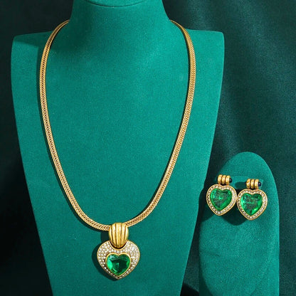 Emerelle™Emerald Crystal Heart Earings