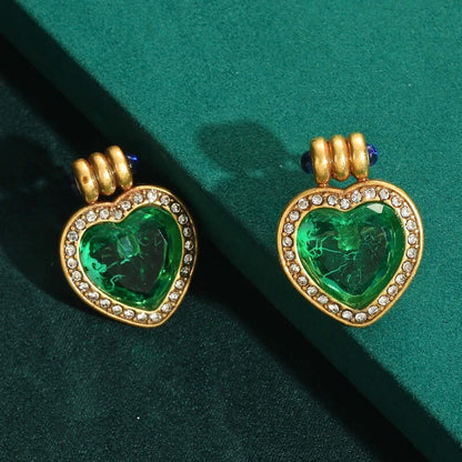Emerelle™Emerald Crystal Heart Earings