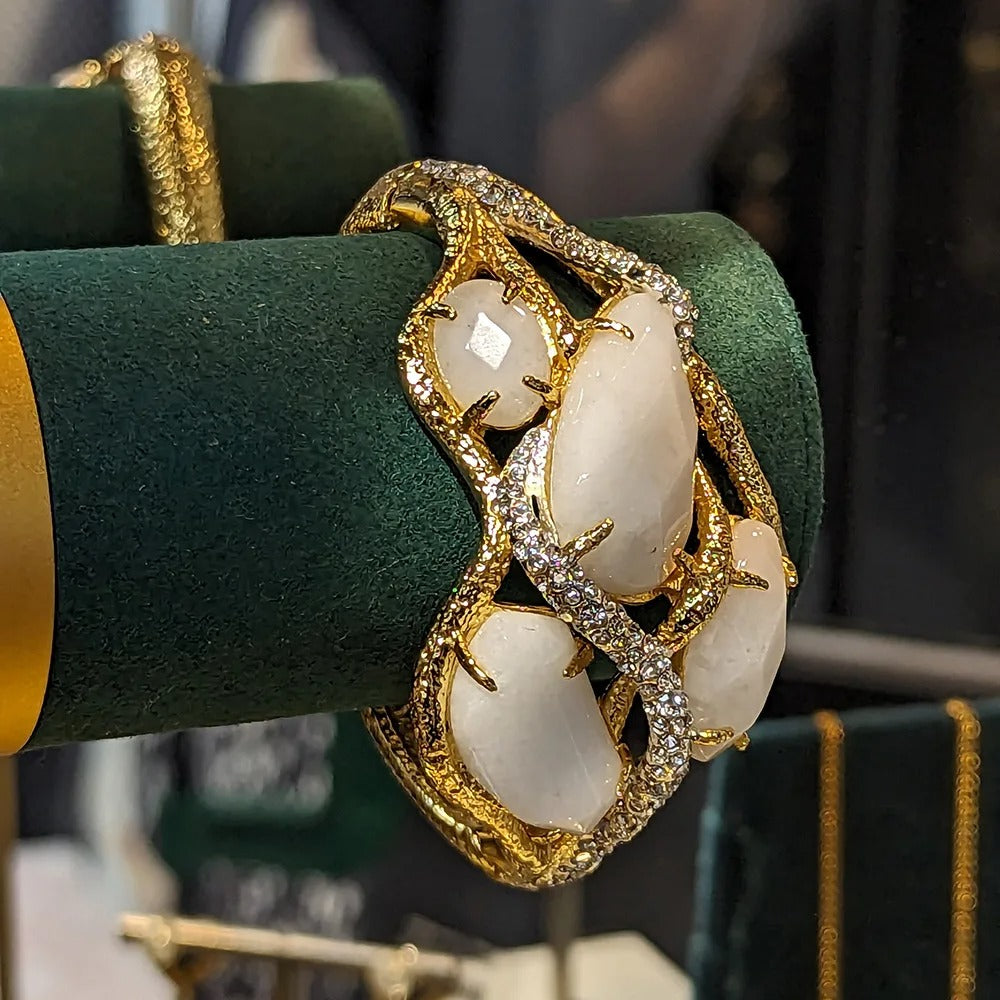 Tharion™ Vintage Green Diamond Wrap Bracelet