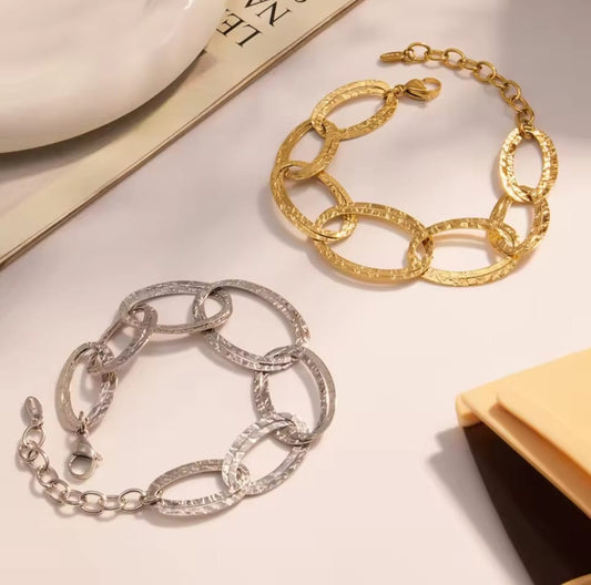Raviel™ Minimalist Hollow Oval Chain Bracelet