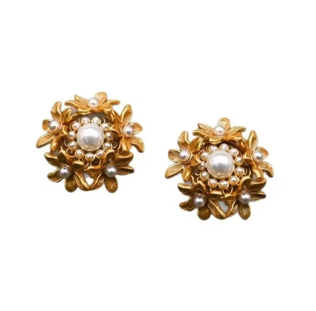Bylora™ Vintage Pearl Hollow Flower Clip Earrings – Elegant Statement Jewelry