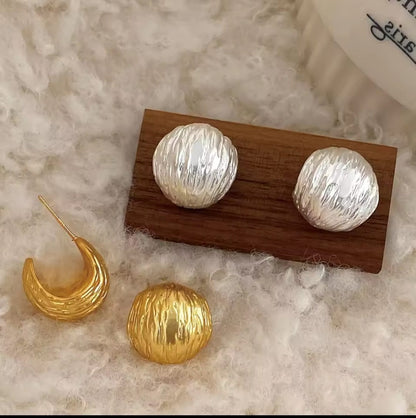 Sorelia™ 18K Gold Half-C Letter Sterling Silver Stud Earrings